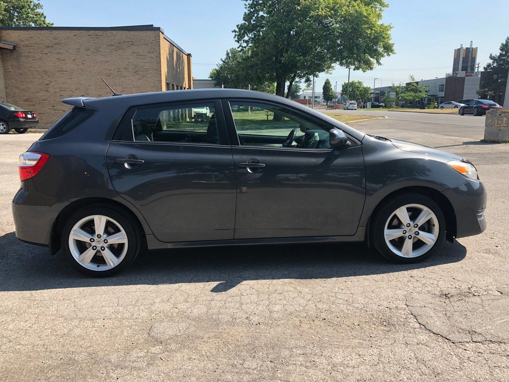 2009 Toyota Matrix XR full