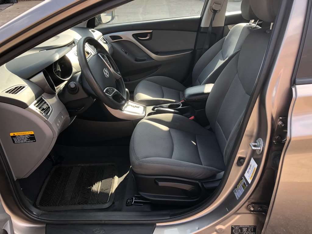2012 Huyndai Elantra GLS full