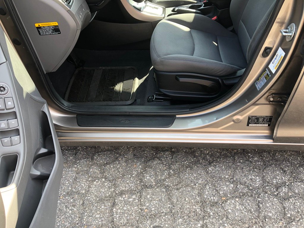 2012 Huyndai Elantra GLS full